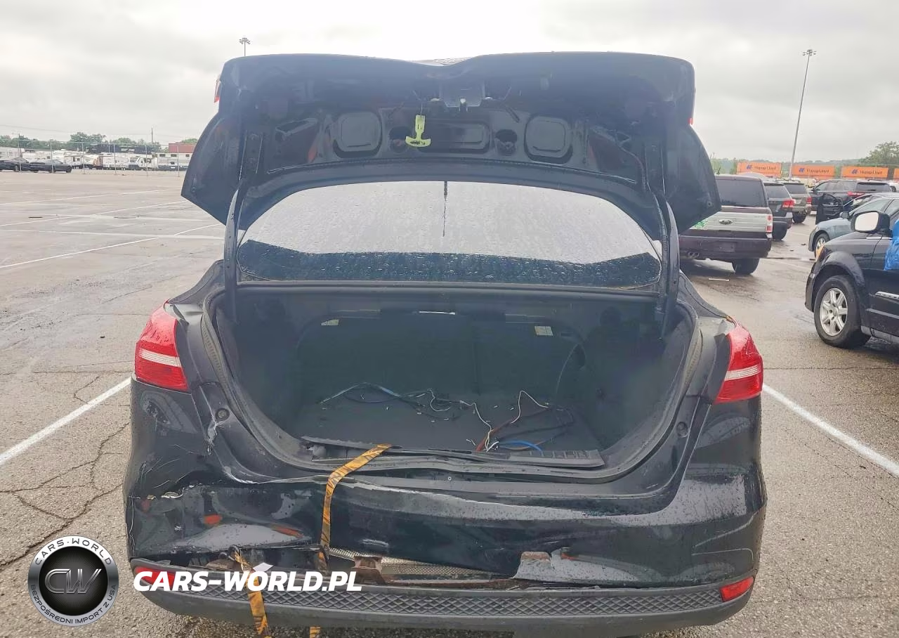 2016 Ford Focus S VIN:1FADP3E26GL229466 - 6