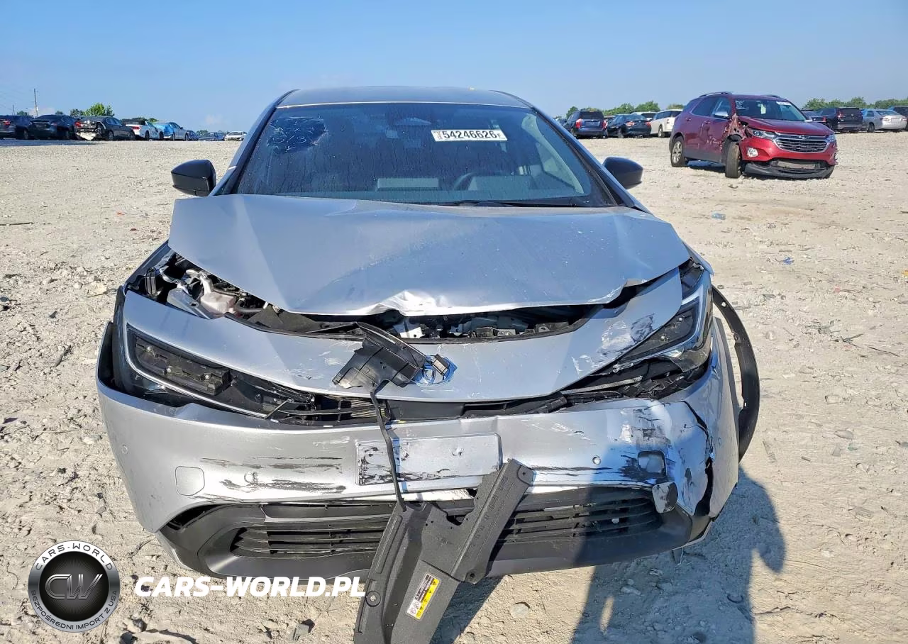 2026 Toyota Prius Le VIN:JTDACAAU2T3077362 - 5