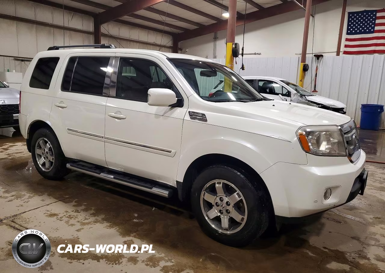 2011 Honda Pilot Touring VIN:5FNYF4H91BB065746 - 4