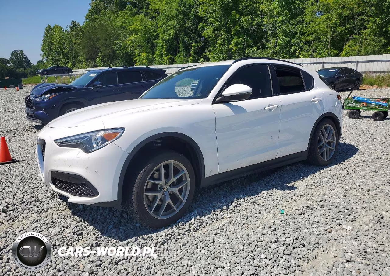 2018 Alfa Romeo Stelvio Ti Sport
