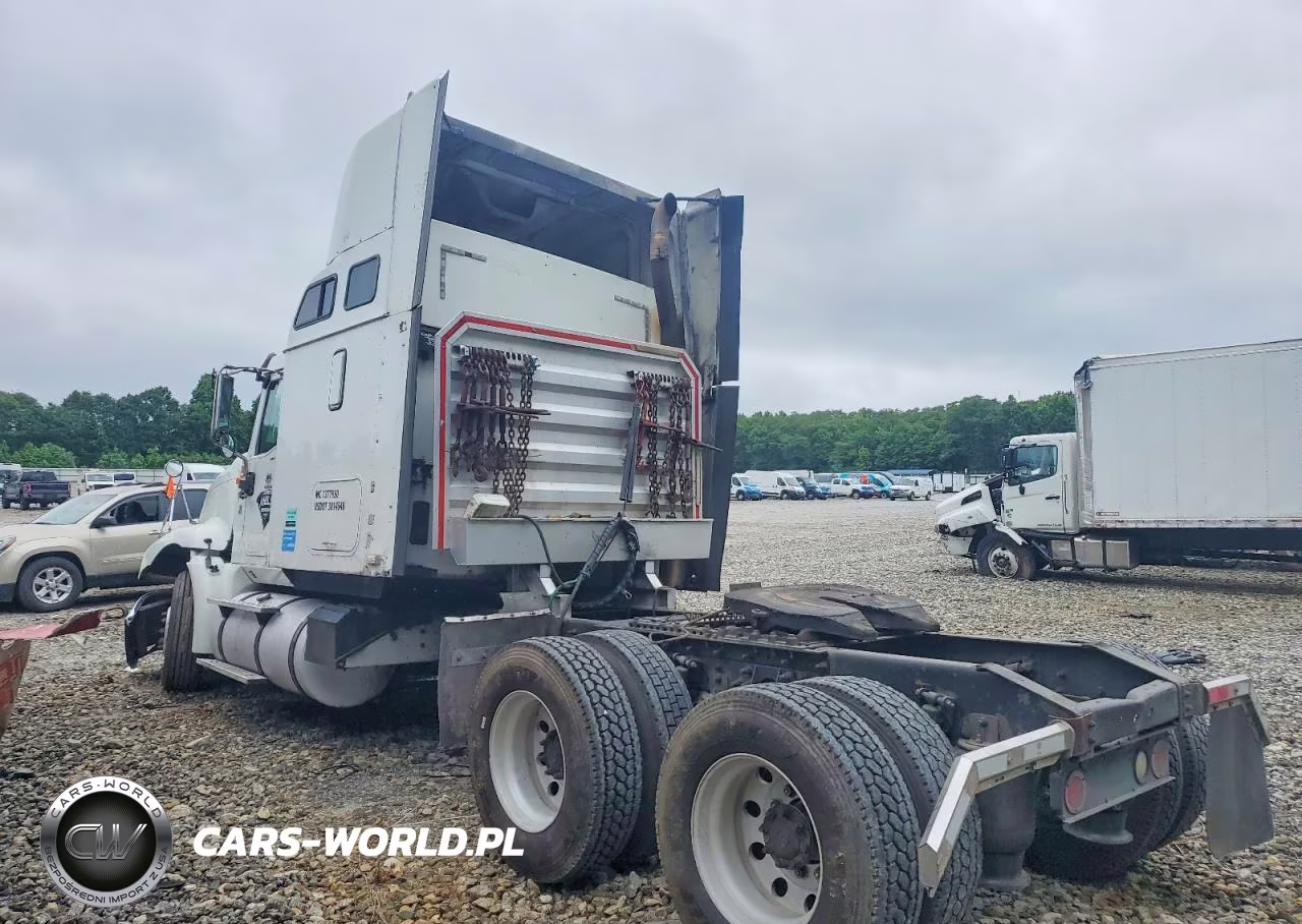 2007 International 9400I Semi Truck VIN:2HSCNAPR27C310850 - 3