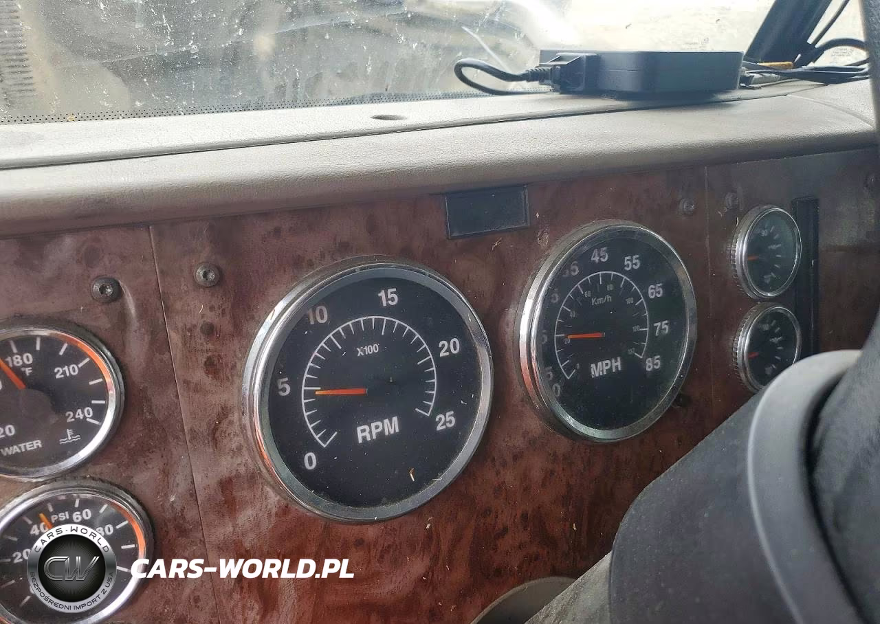 2007 International 9400I Semi Truck VIN:2HSCNAPR27C310850 - 8