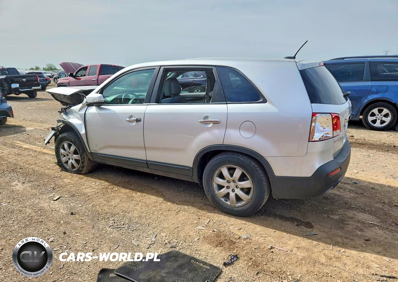 2011 Kia Sorento Lx VIN:5XYKTCA16BG010649 - 2