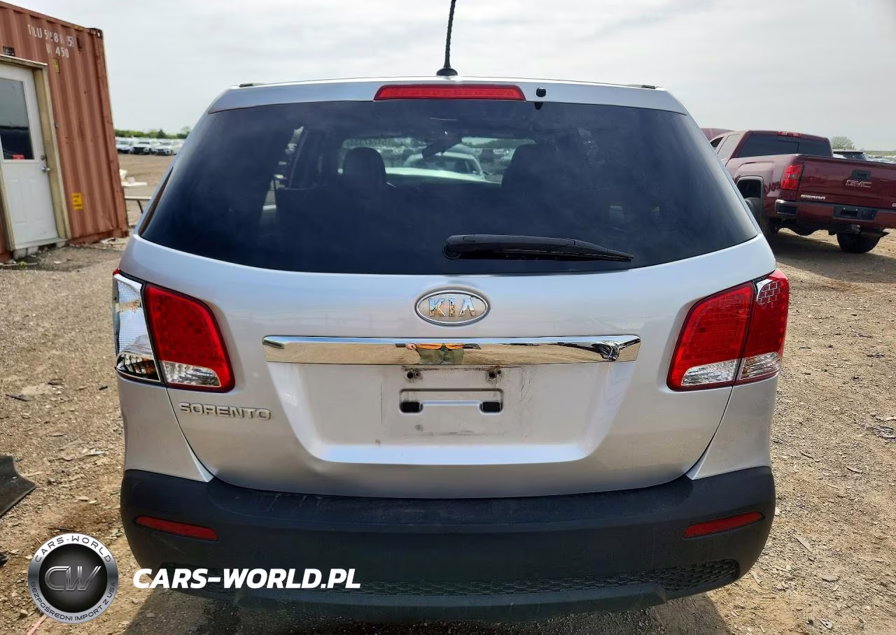 2011 Kia Sorento Lx VIN:5XYKTCA16BG010649 - 6