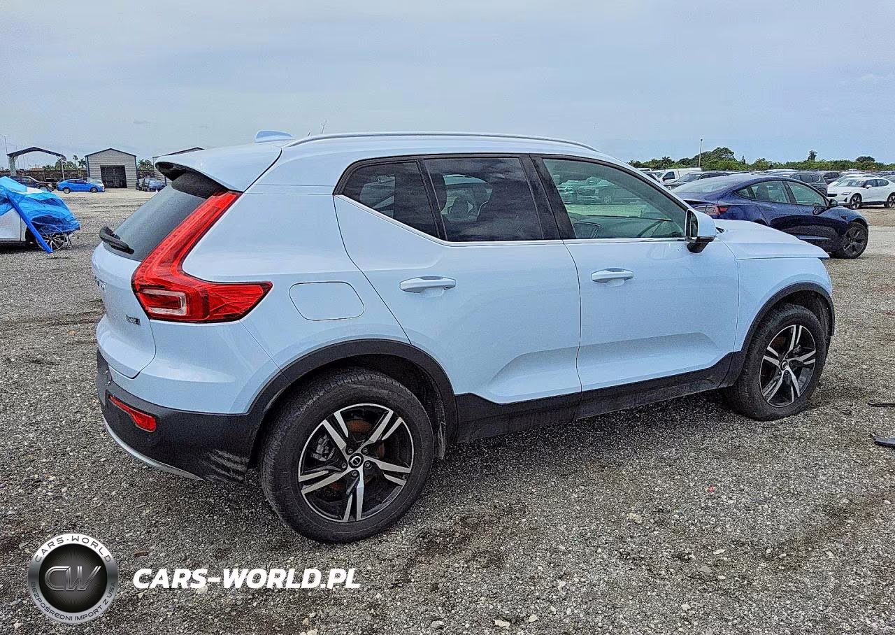 2025 Volvo Xc40 Core VIN:YV4L12UJ0S2450888 - 3