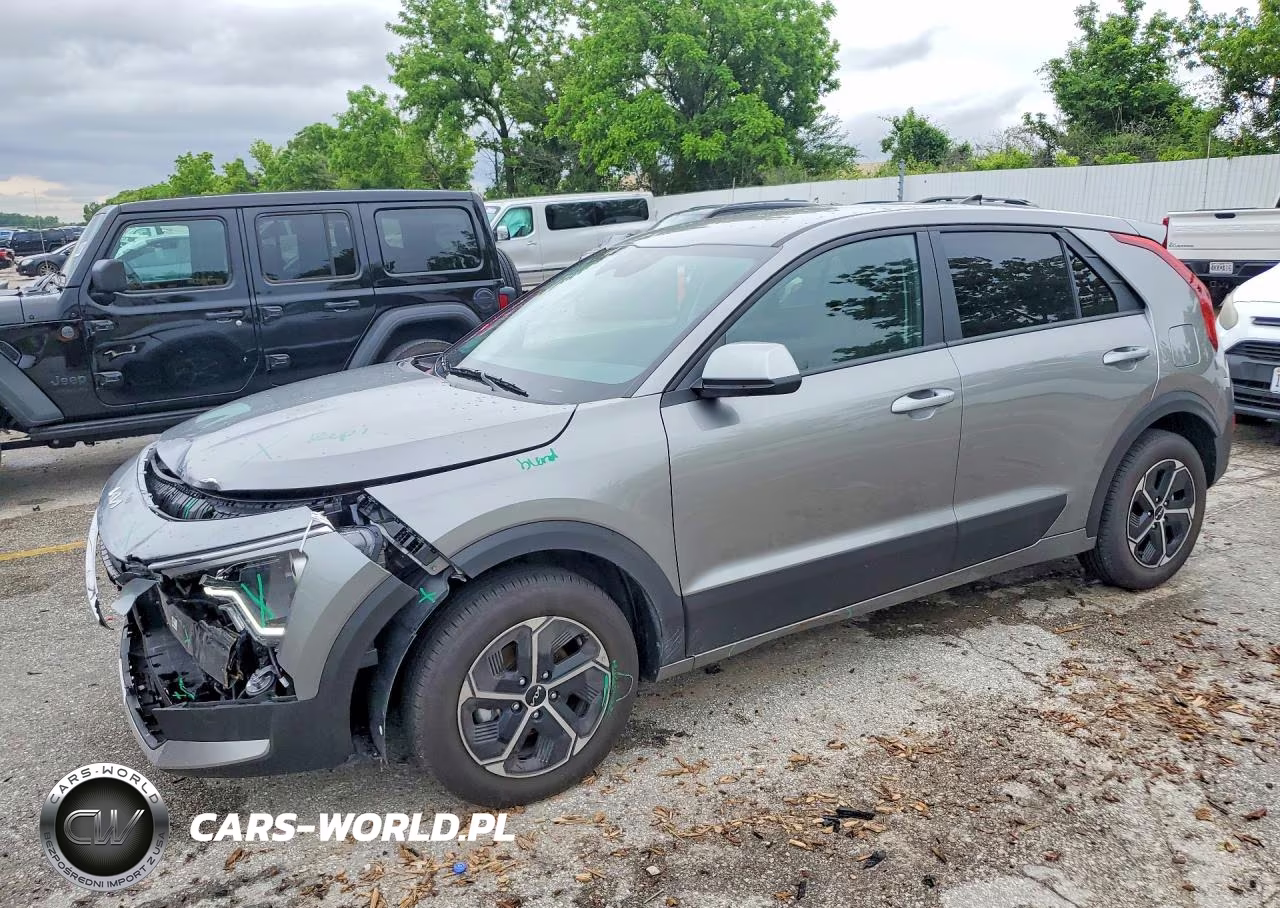 2026 Kia Niro Lx