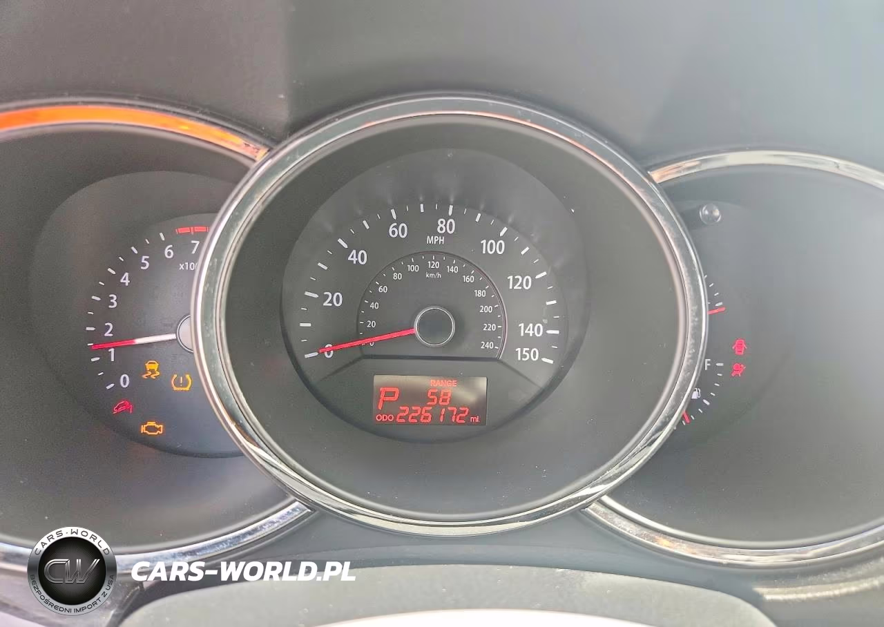 2012 Kia Sorento Lx VIN:5XYKT3A19CG233124 - 9
