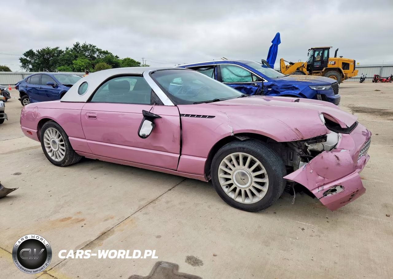 FORD THUNDERBIR VIN:1FAHP60AX4Y106818 - 4