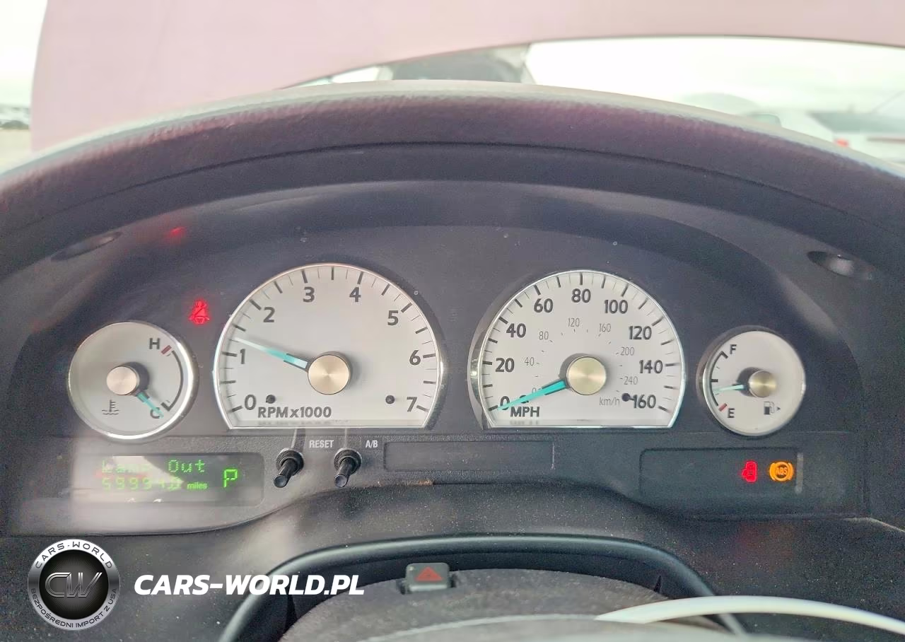 FORD THUNDERBIR VIN:1FAHP60AX4Y106818 - 9