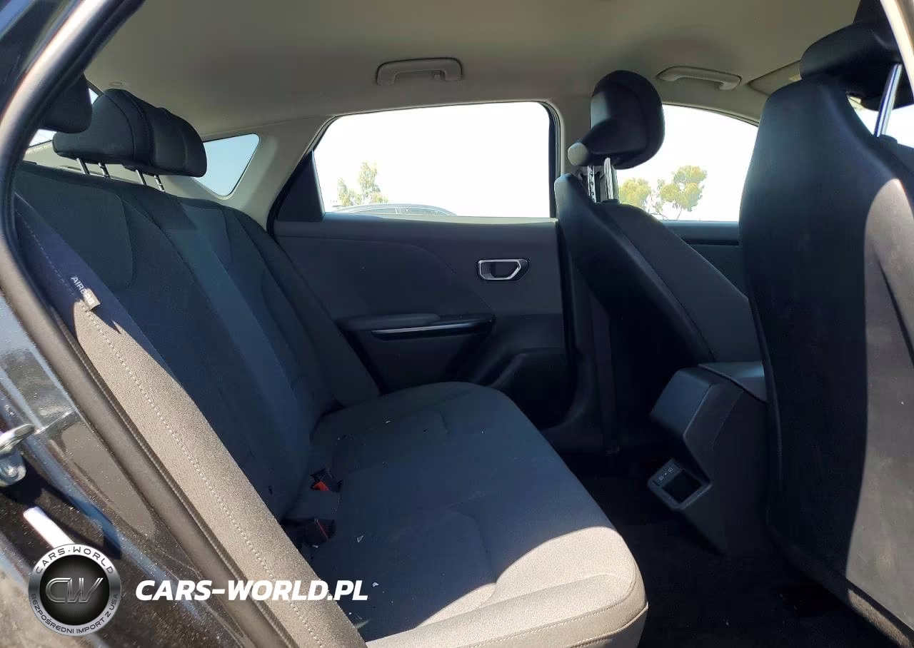 2025 Kia K4 Lxs VIN:3KPFT4DEXSE015887 - 10