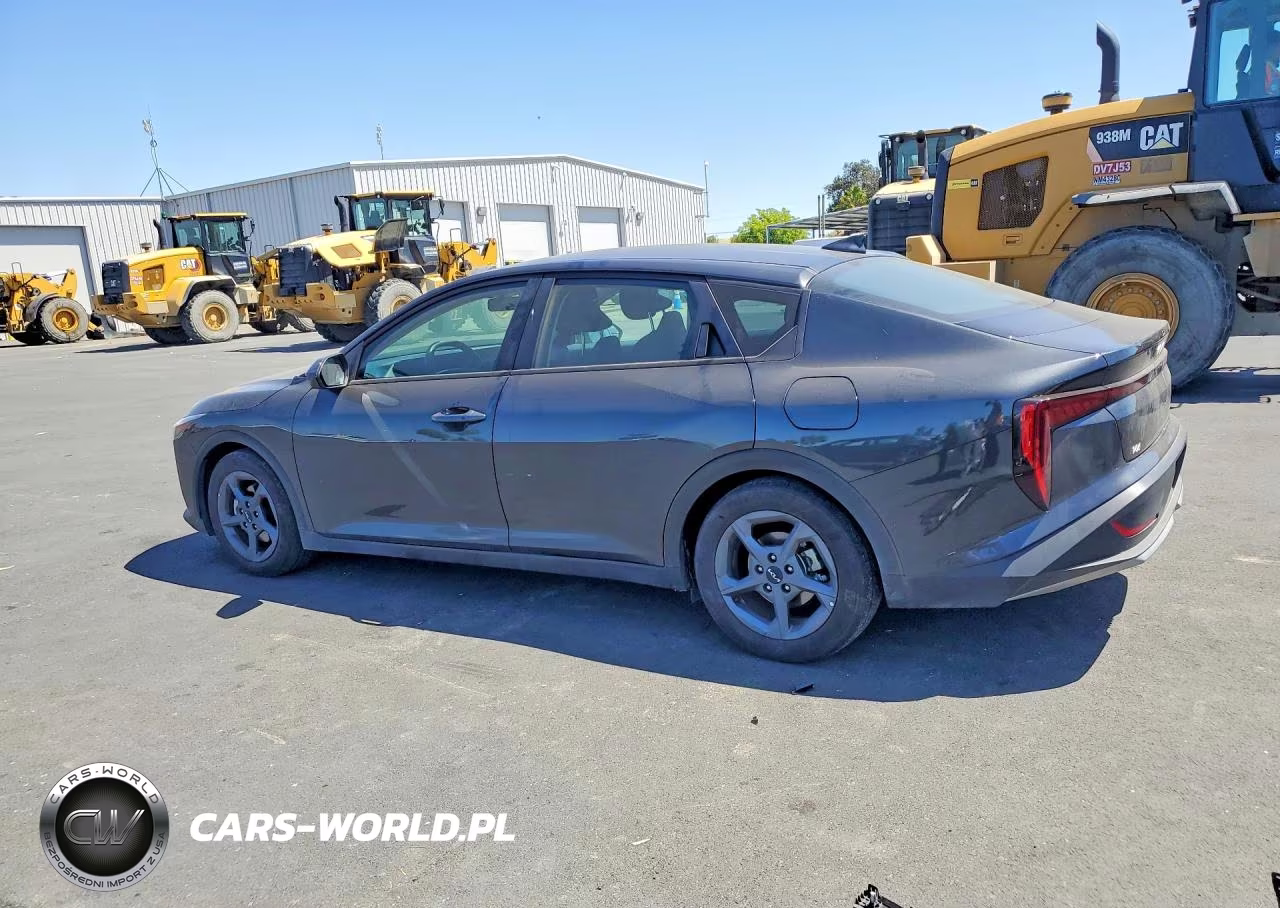 2025 Kia K4 Lxs VIN:3KPFT4DEXSE015887 - 2
