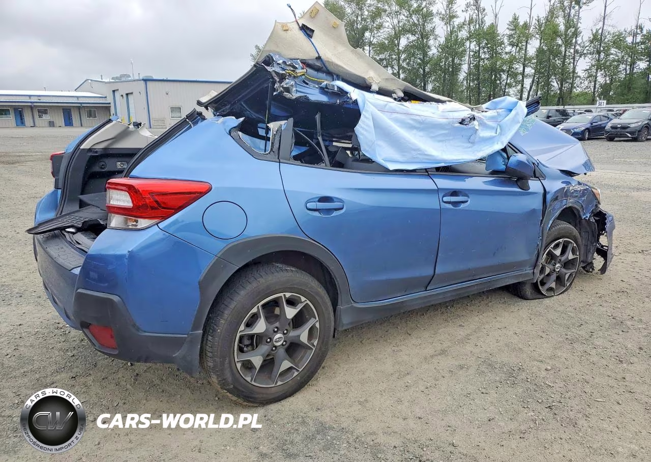 2018 Subaru Crosstrek Premium VIN:JF2GTADC2JH303401 - 3
