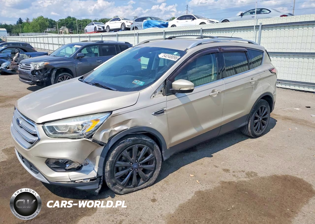 2017 Ford Escape Titanium – zdjęcie 1 z 13