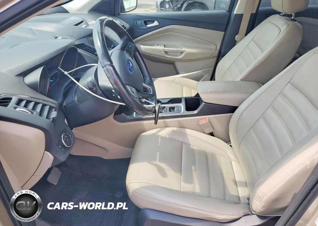 2017 Ford Escape Titanium VIN:1FMCU9JD0HUA18134 - 7