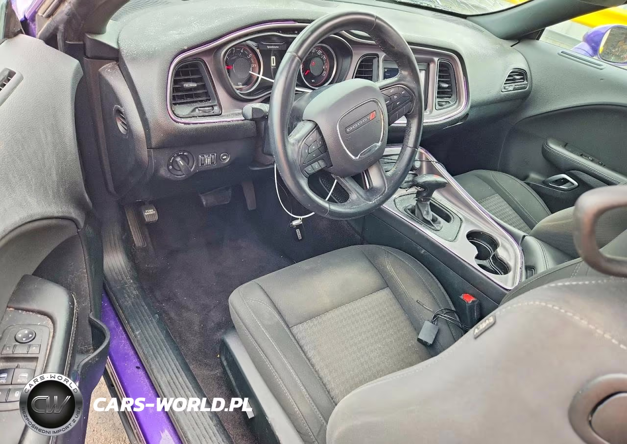 2019 Dodge Challenger Sxt VIN:2C3CDZAGXKH534921 - 8