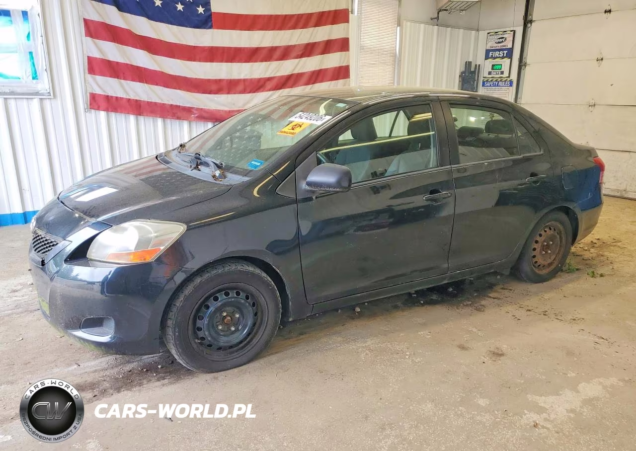 2009 Toyota Yaris Base