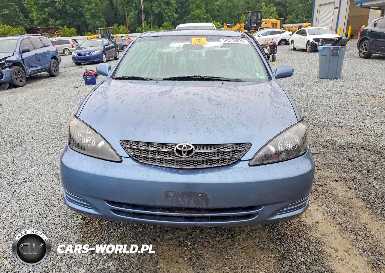 2002 Toyota Camry VIN:JTDBE32K620041925 - 5