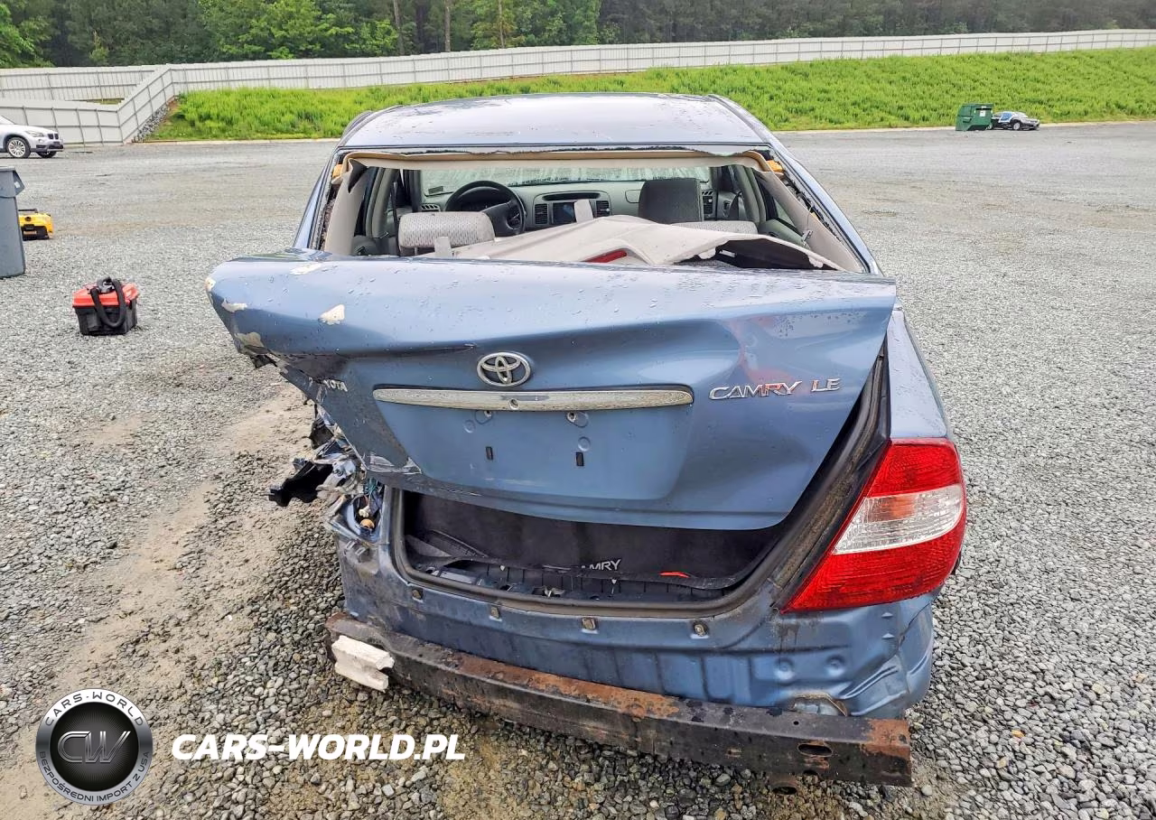 2002 Toyota Camry VIN:JTDBE32K620041925 - 6