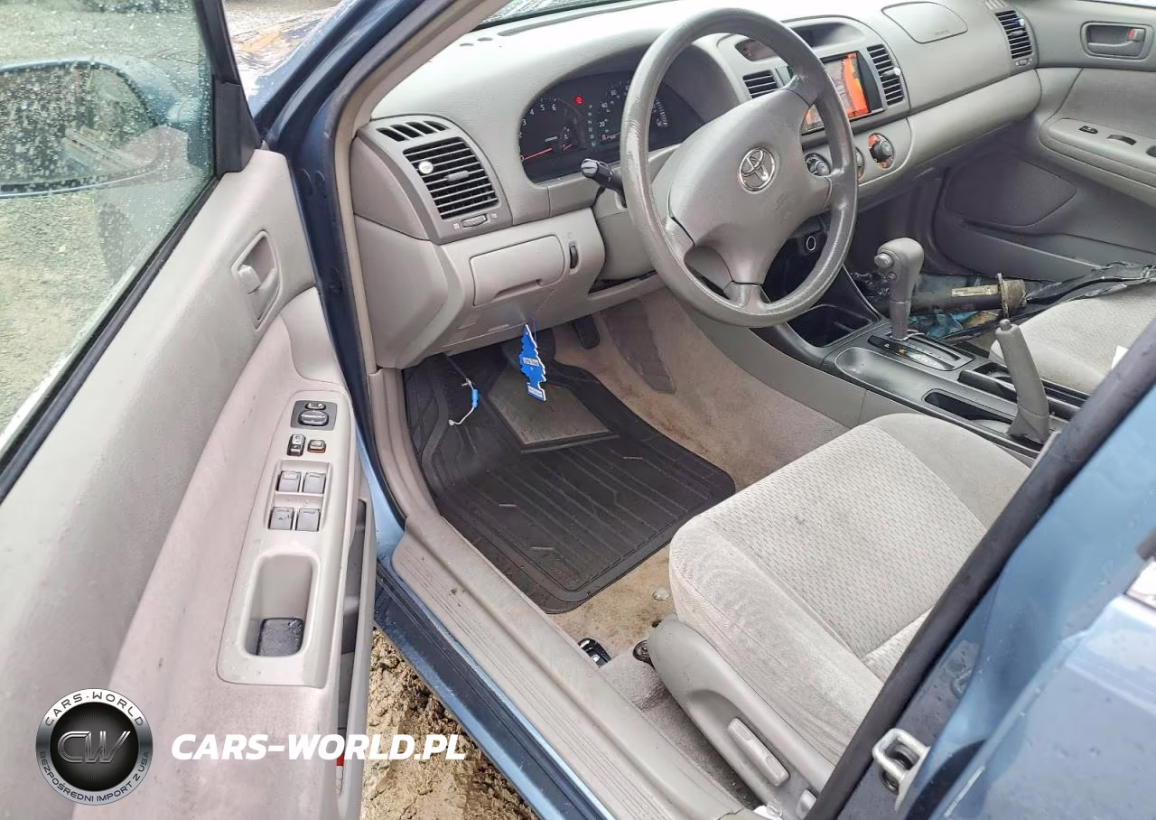 2002 Toyota Camry VIN:JTDBE32K620041925 - 8