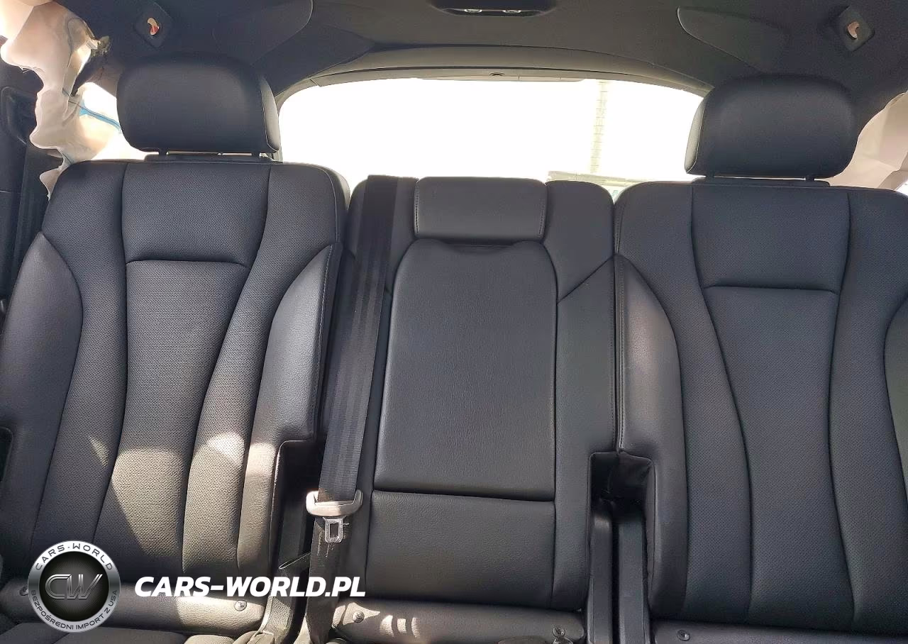 2018 Audi Q7 Prestige VIN:WA1VAAF7XJD034738 - 10