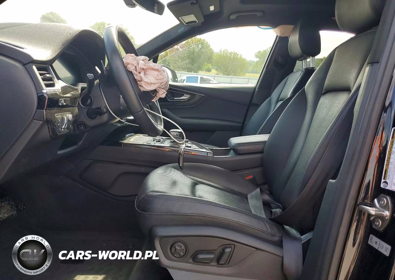 2018 Audi Q7 Prestige VIN:WA1VAAF7XJD034738 - 7