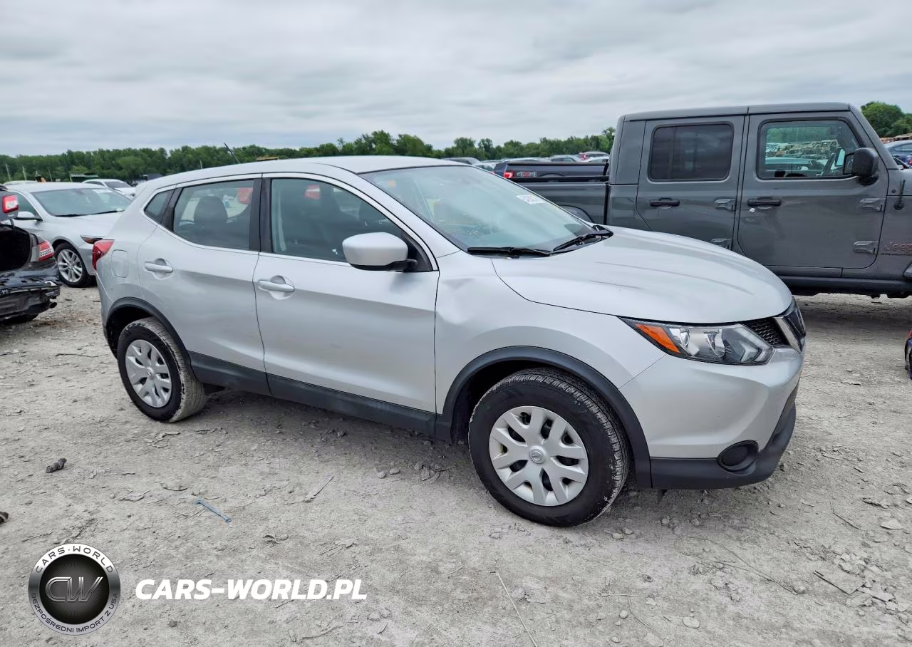 2019 Nissan Rogue Sport S VIN:JN1BJ1CP2KW211773 - 4