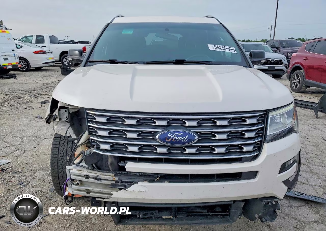 2017 Ford Explorer Xlt VIN:1FM5K7D87HGA25811 - 5