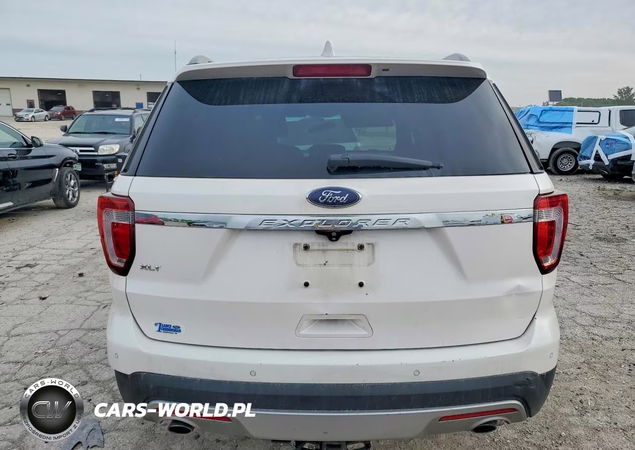 2017 Ford Explorer Xlt VIN:1FM5K7D87HGA25811 - 6