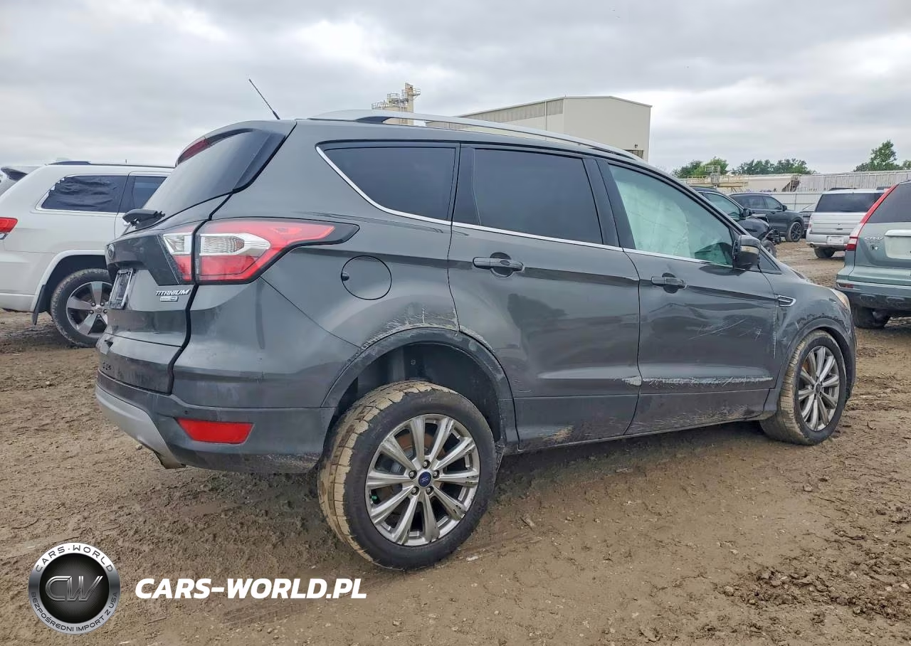 2017 Ford Escape Titanium VIN:1FMCU9JD4HUB52550 - 3