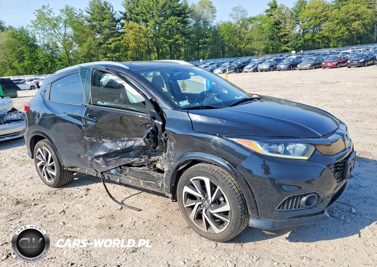2020 Honda Hr-V Sport VIN:3CZRU6H19LM715382 - 4