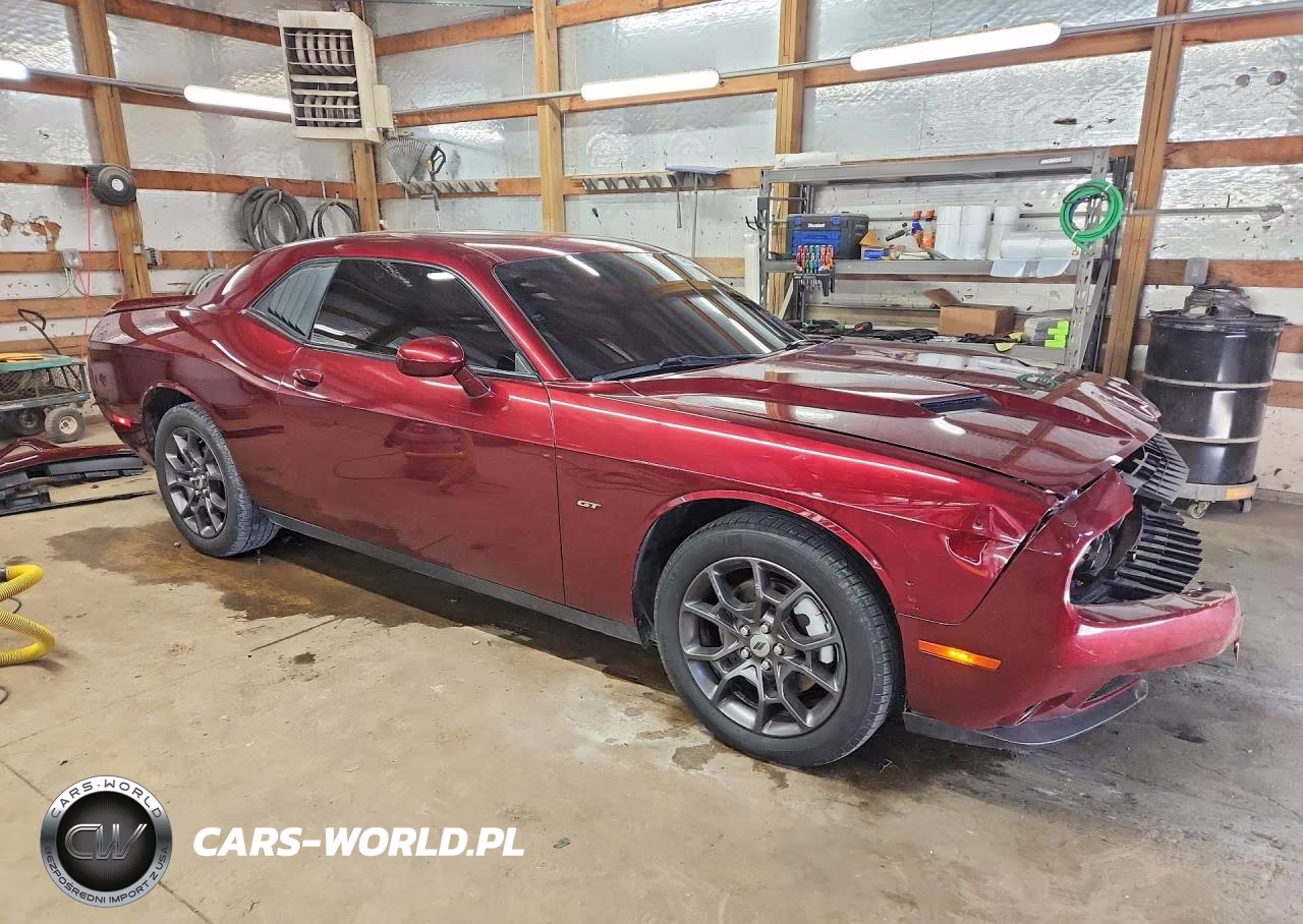 2018 Dodge Challenger Gt VIN:2C3CDZGG8JH205334 - 4