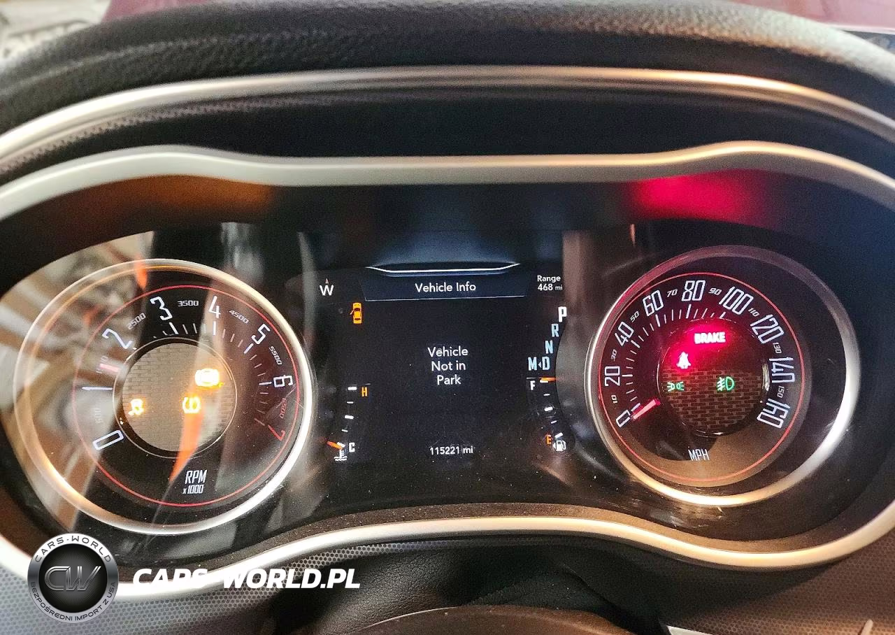 2018 Dodge Challenger Gt VIN:2C3CDZGG8JH205334 - 9
