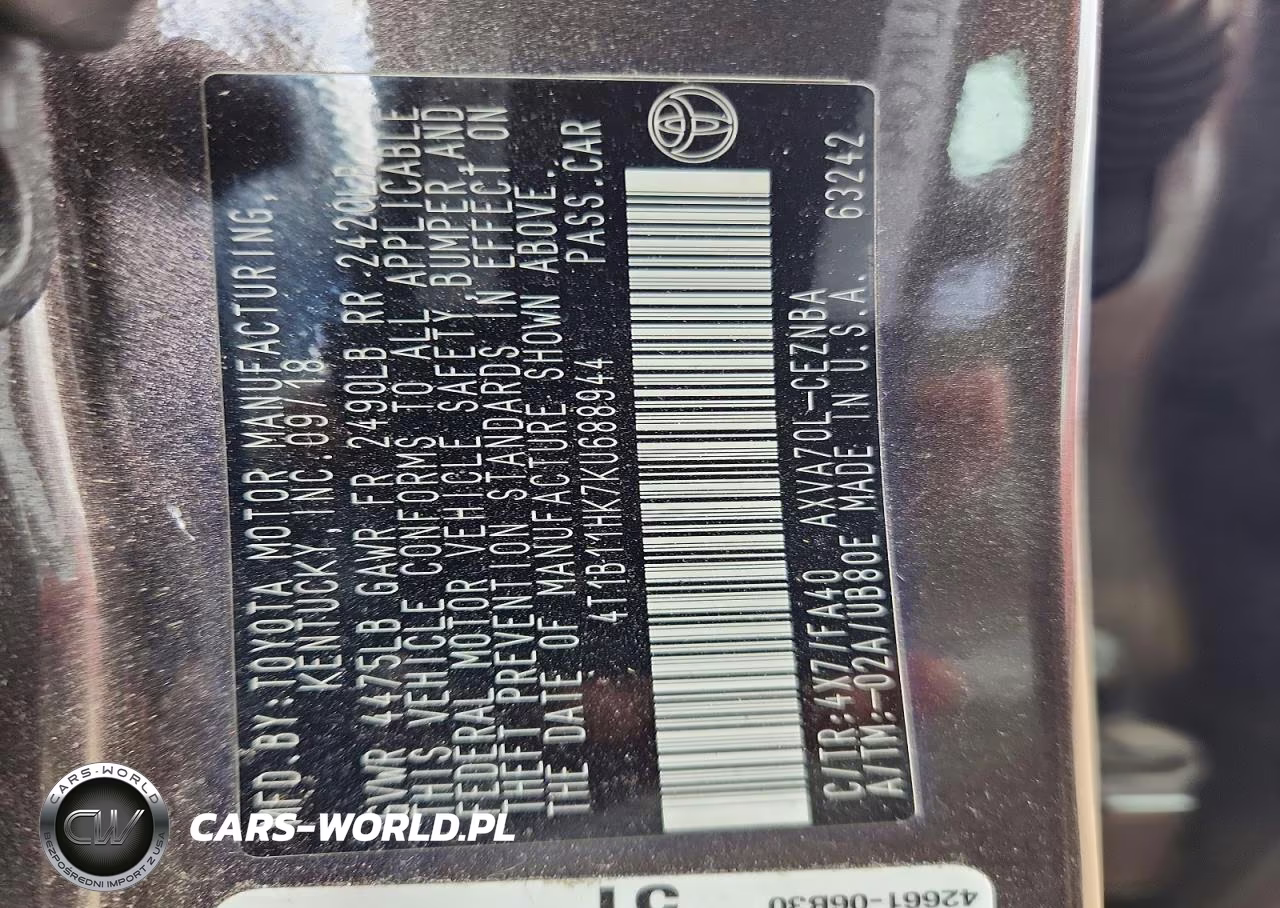 2019 Toyota Camry Le VIN:4T1B11HK7KU688944 - 12