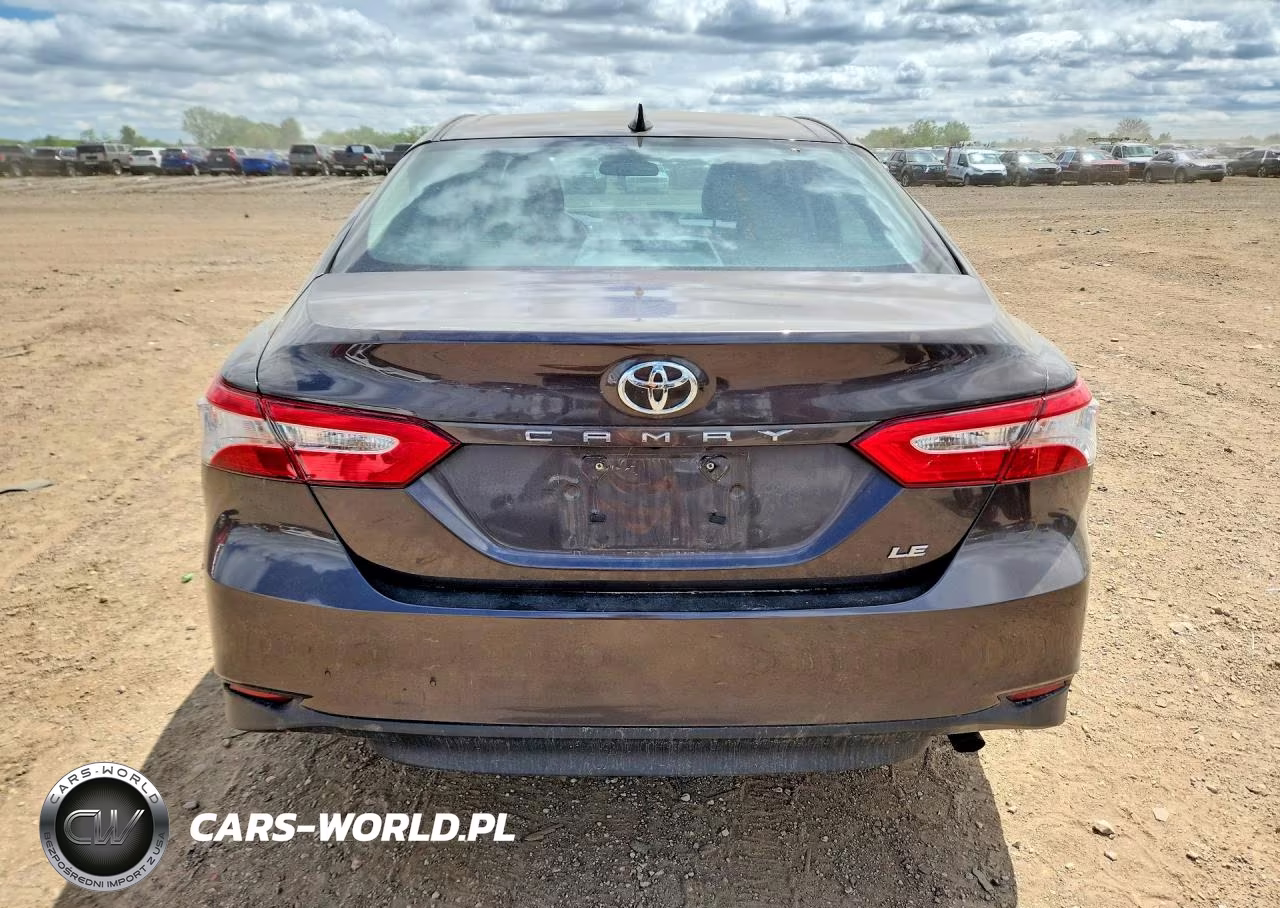 2019 Toyota Camry Le VIN:4T1B11HK7KU688944 - 6