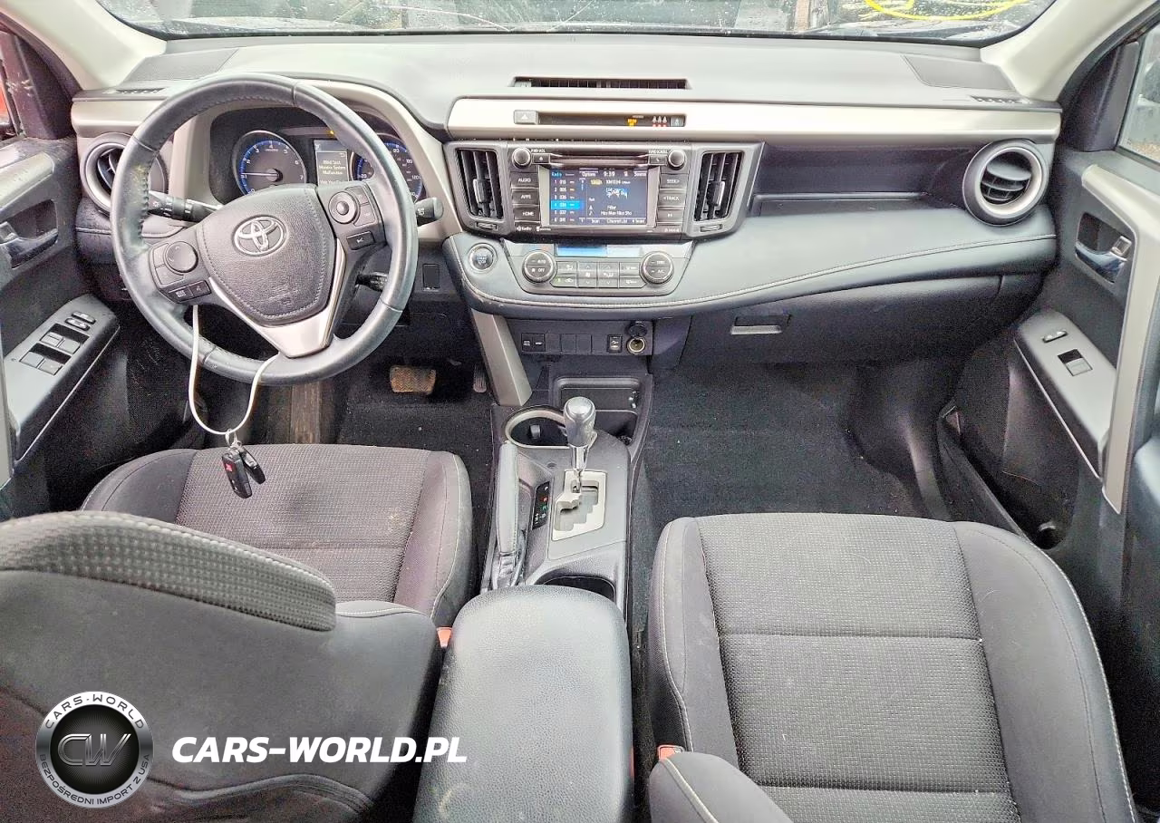 2018 Toyota Rav4 Xle VIN:2T3RFREV2JW855701 - 8