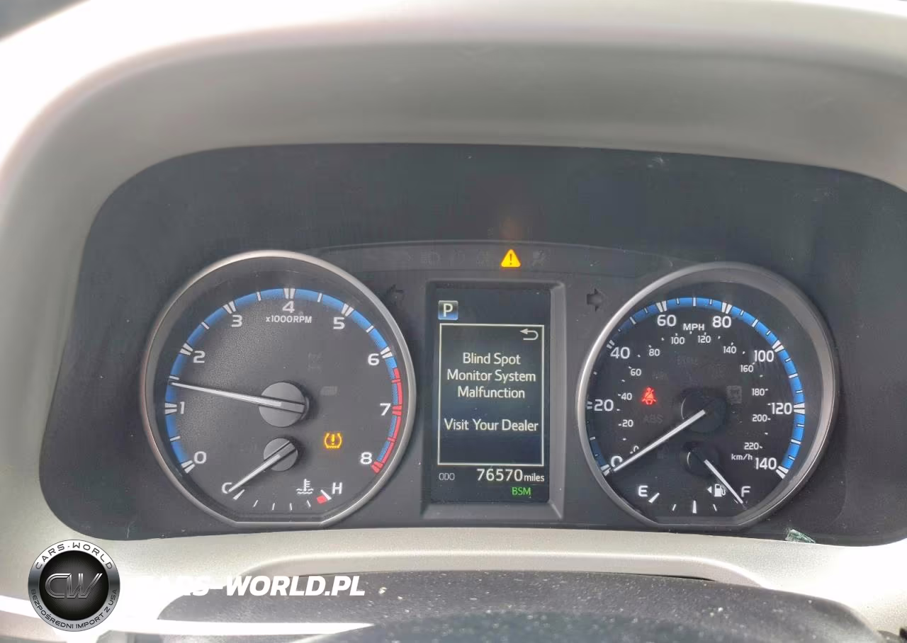 2018 Toyota Rav4 Xle VIN:2T3RFREV2JW855701 - 9