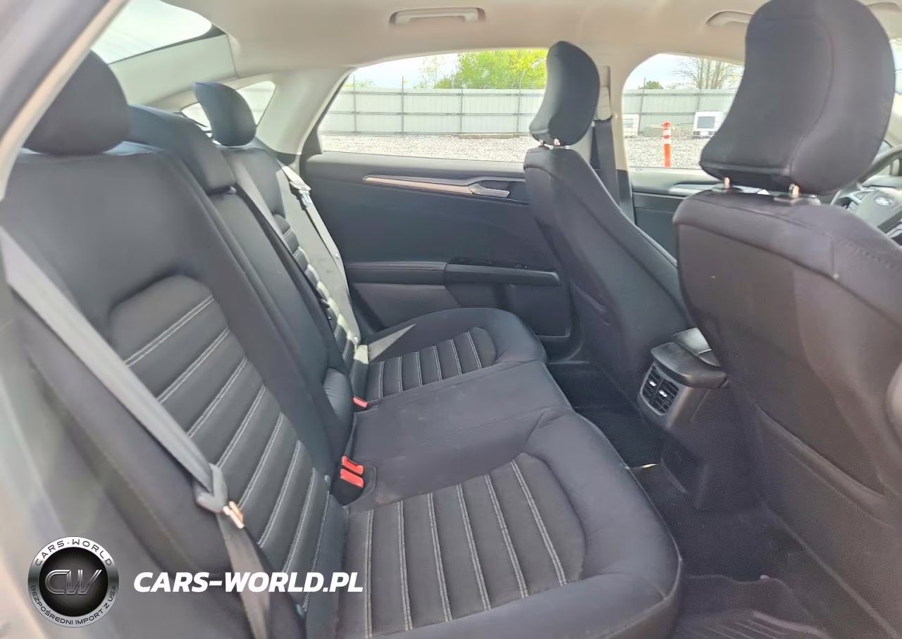 2015 Ford Fusion Se VIN:3FA6P0HD7FR203818 - 10