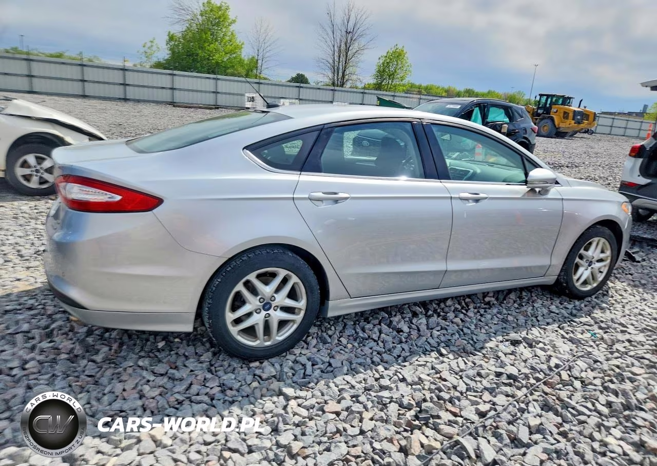 2015 Ford Fusion Se VIN:3FA6P0HD7FR203818 - 3