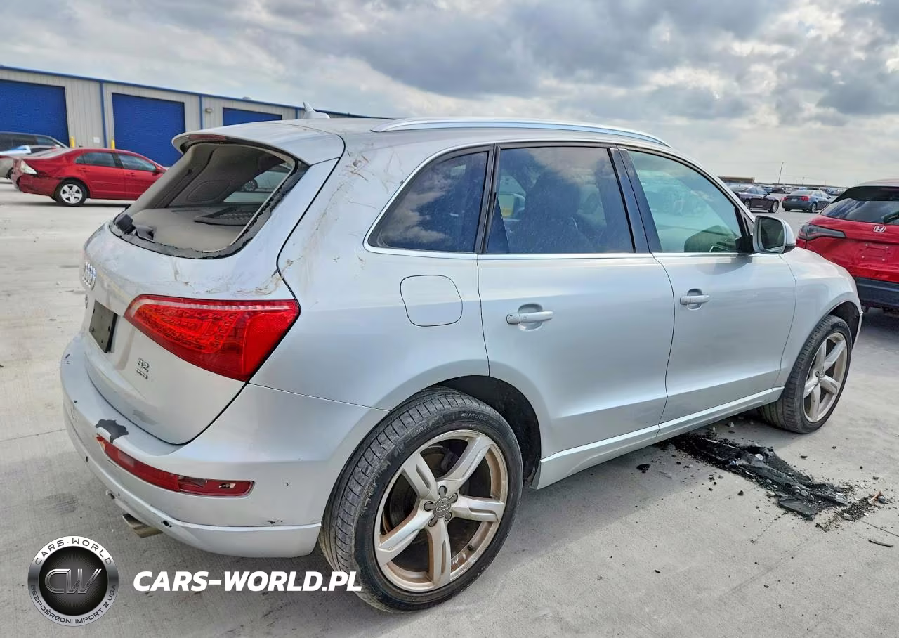 2010 Audi Q5 Prestige VIN:WA1VKAFPXAA095506 - 3