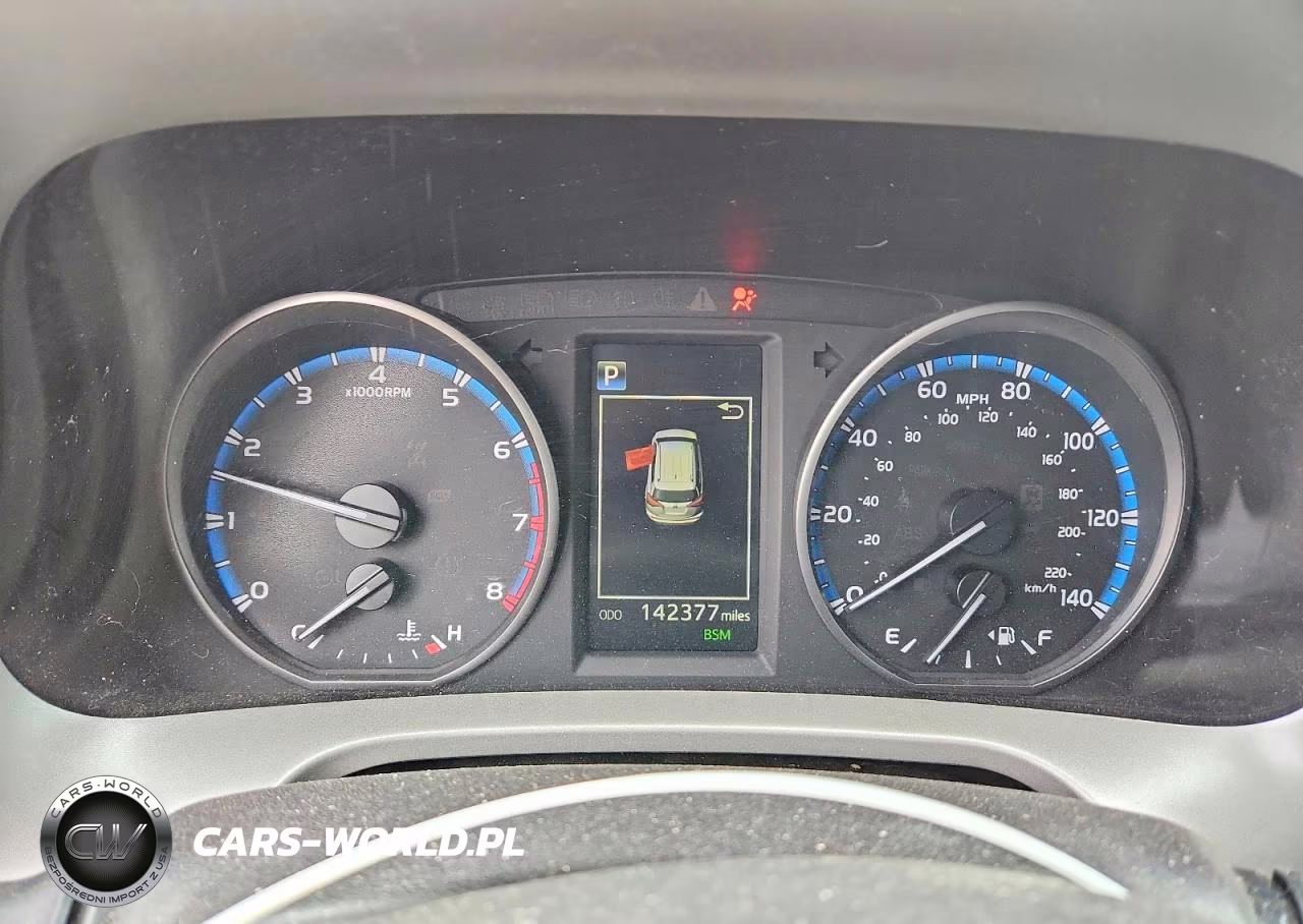 2018 Toyota Rav4 Xle VIN:2T3RFREVXJW752395 - 9