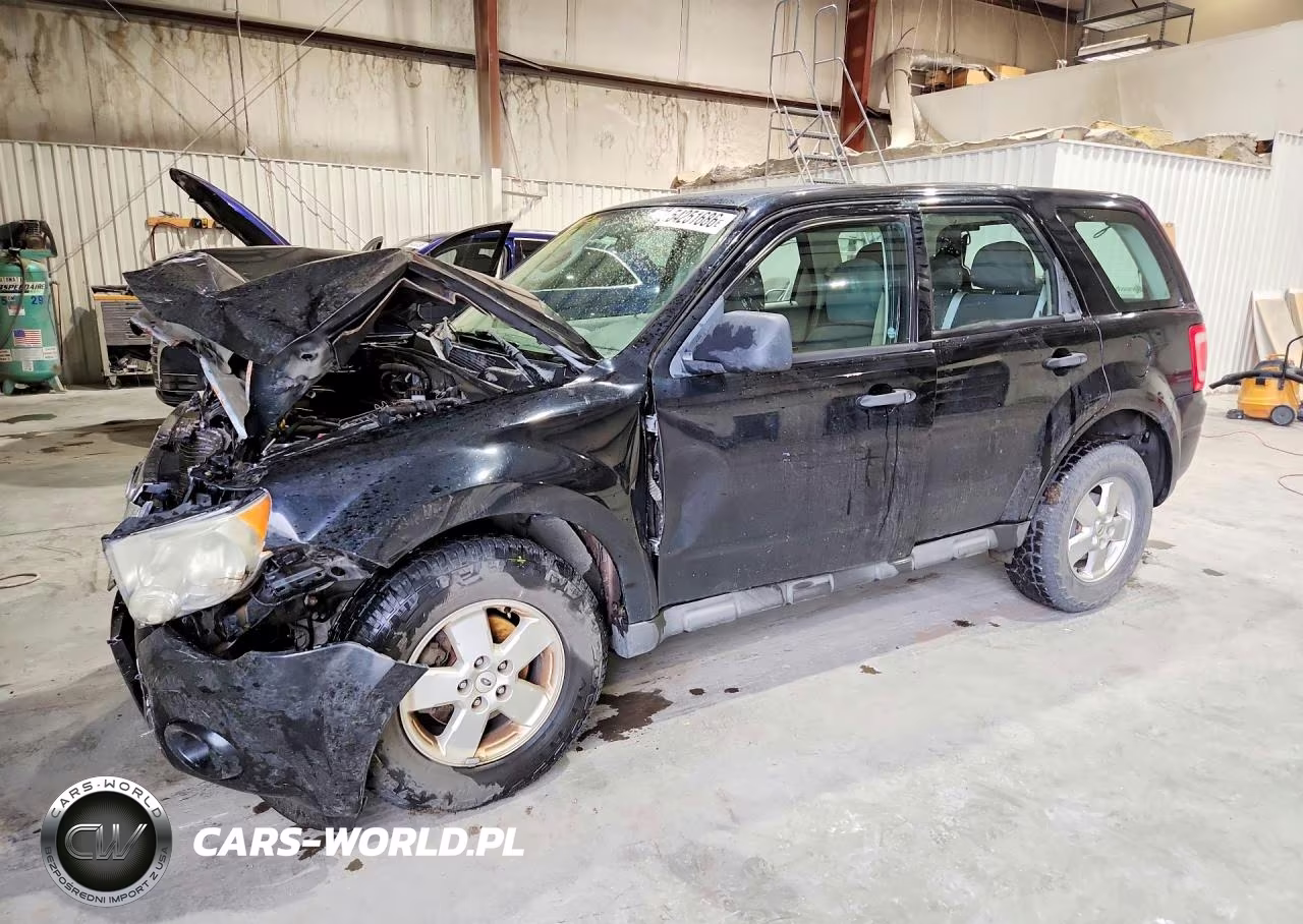 2010 Ford Escape Xls – zdjęcie 1 z 13