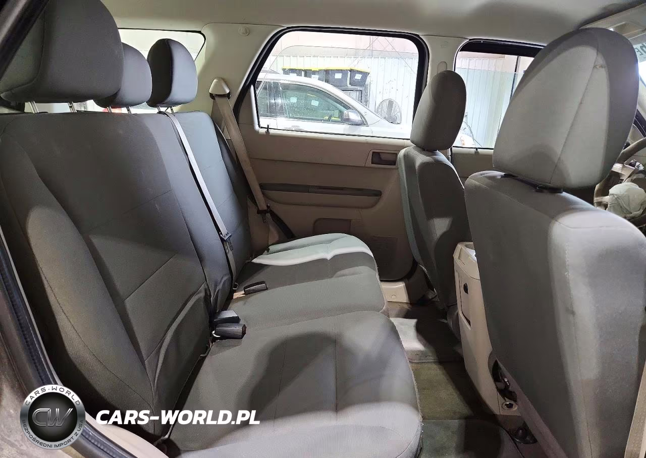 2010 Ford Escape Xls VIN:1FMCU0C75AKD23505 - 11