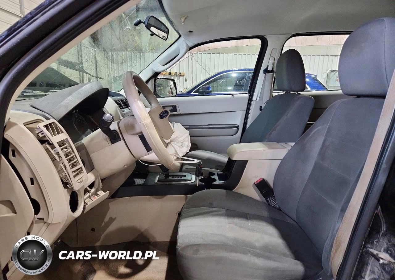 2010 Ford Escape Xls VIN:1FMCU0C75AKD23505 - 7