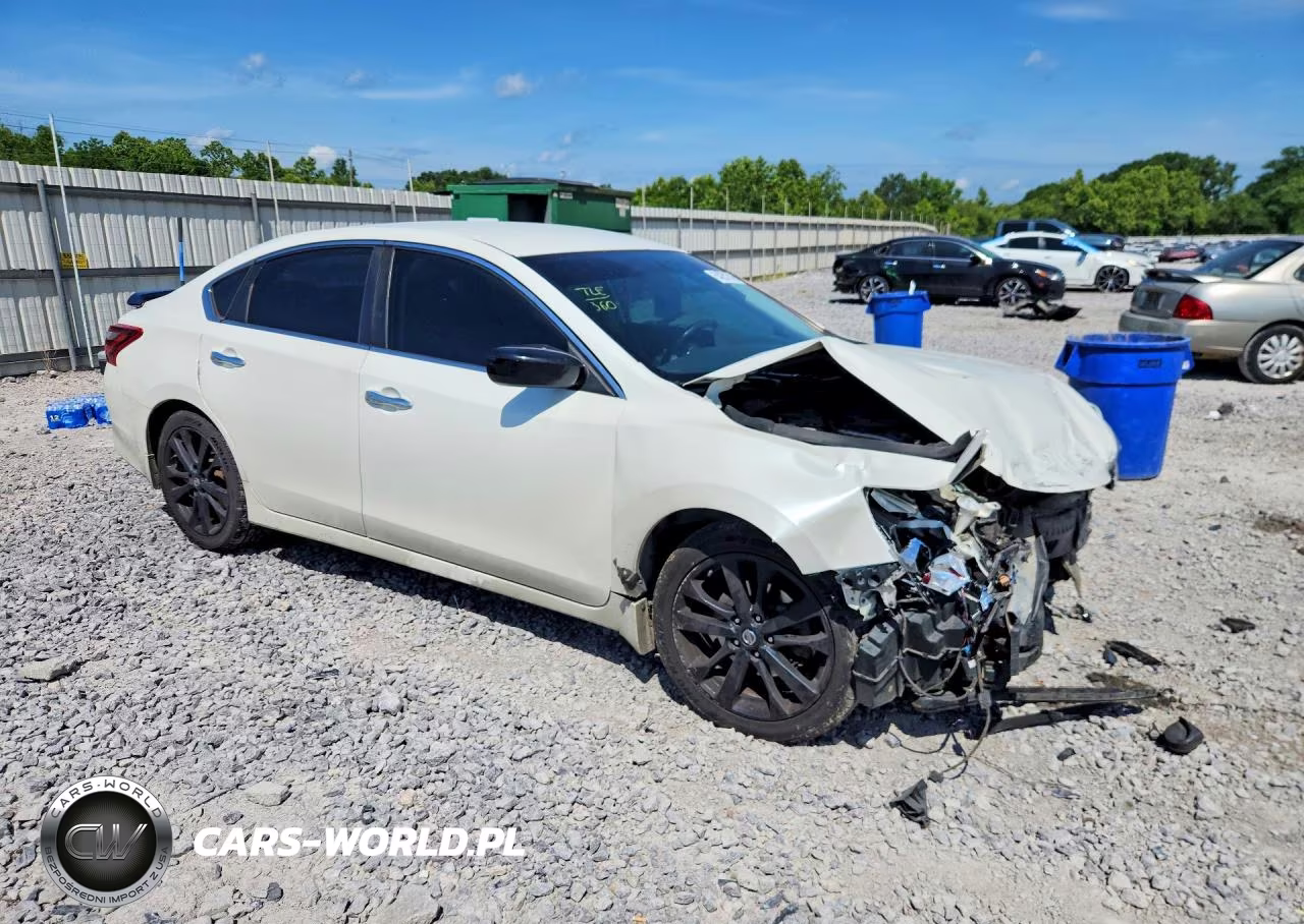 2018 Nissan Altima 2.5 Sr VIN:1N4AL3AP3JC258656 - 4