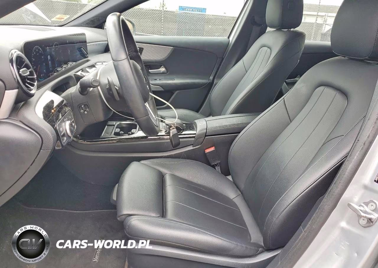2020 Mercedes-Benz A 220 4Matic VIN:W1K3G4FB2LJ203551 - 7