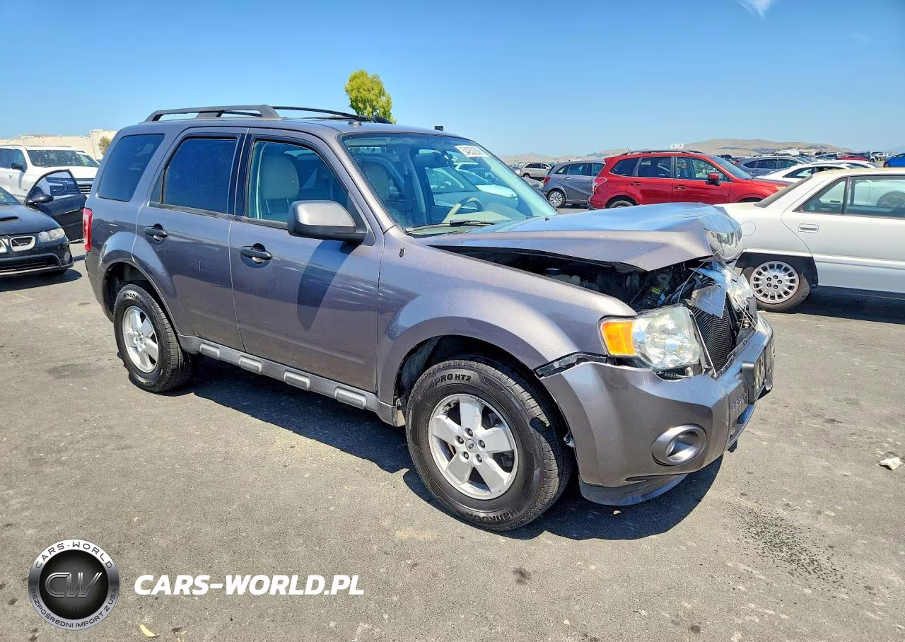 2012 Ford Escape Xlt VIN:1FMCU0DG6CKA84564 - 4