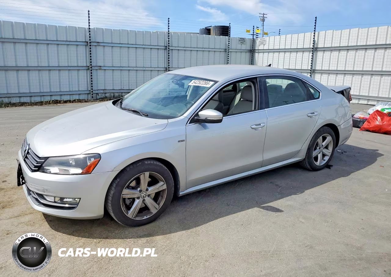 2015 Volkswagen Passat S – zdjęcie 1 z 12