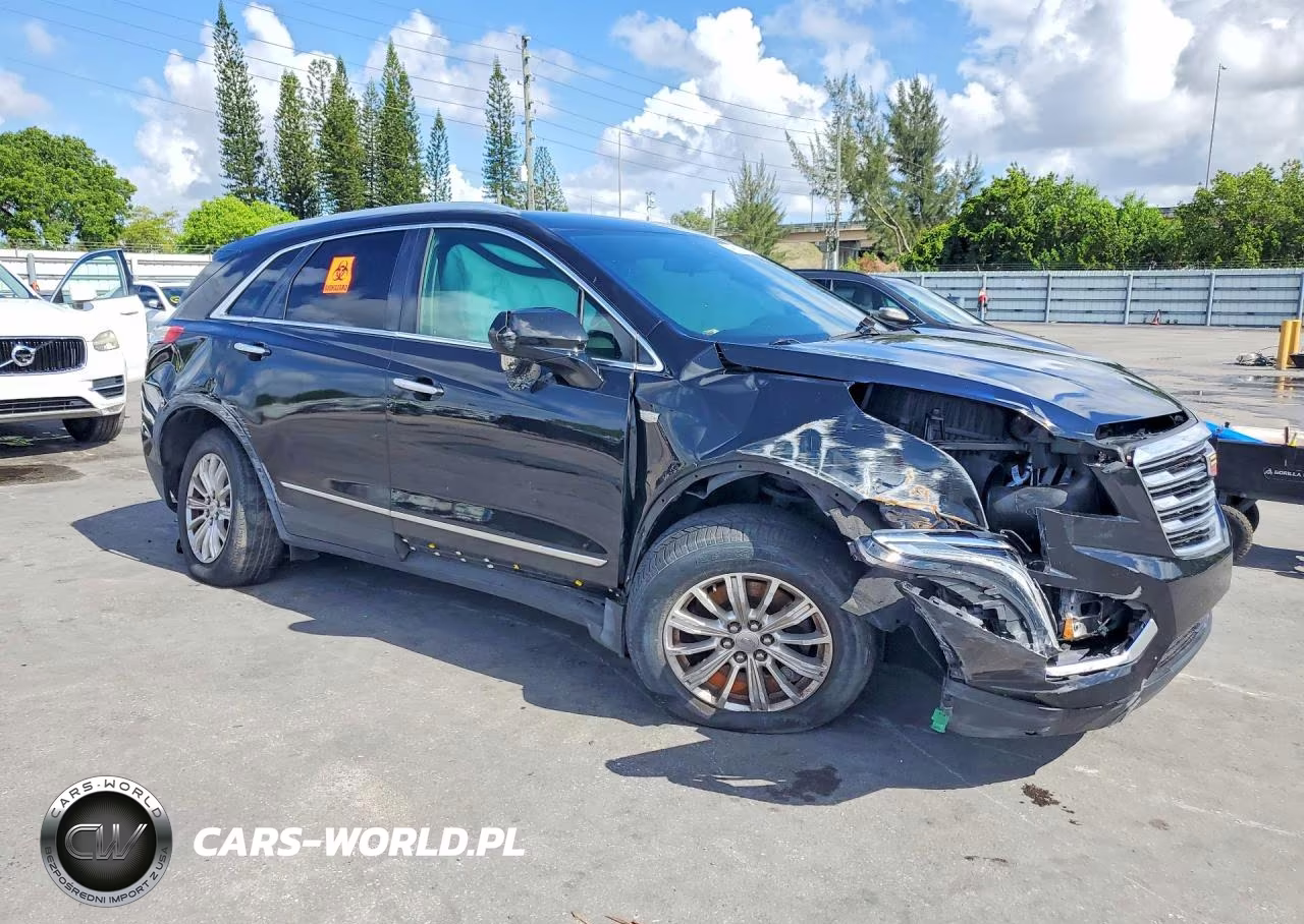 2018 Cadi Xt5 VIN:1GYKNARS6JZ196313 - 4