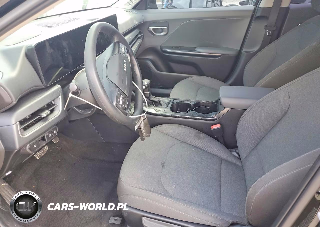 2025 Kia K4 Lxs VIN:3KPFT4DE0SE118770 - 7