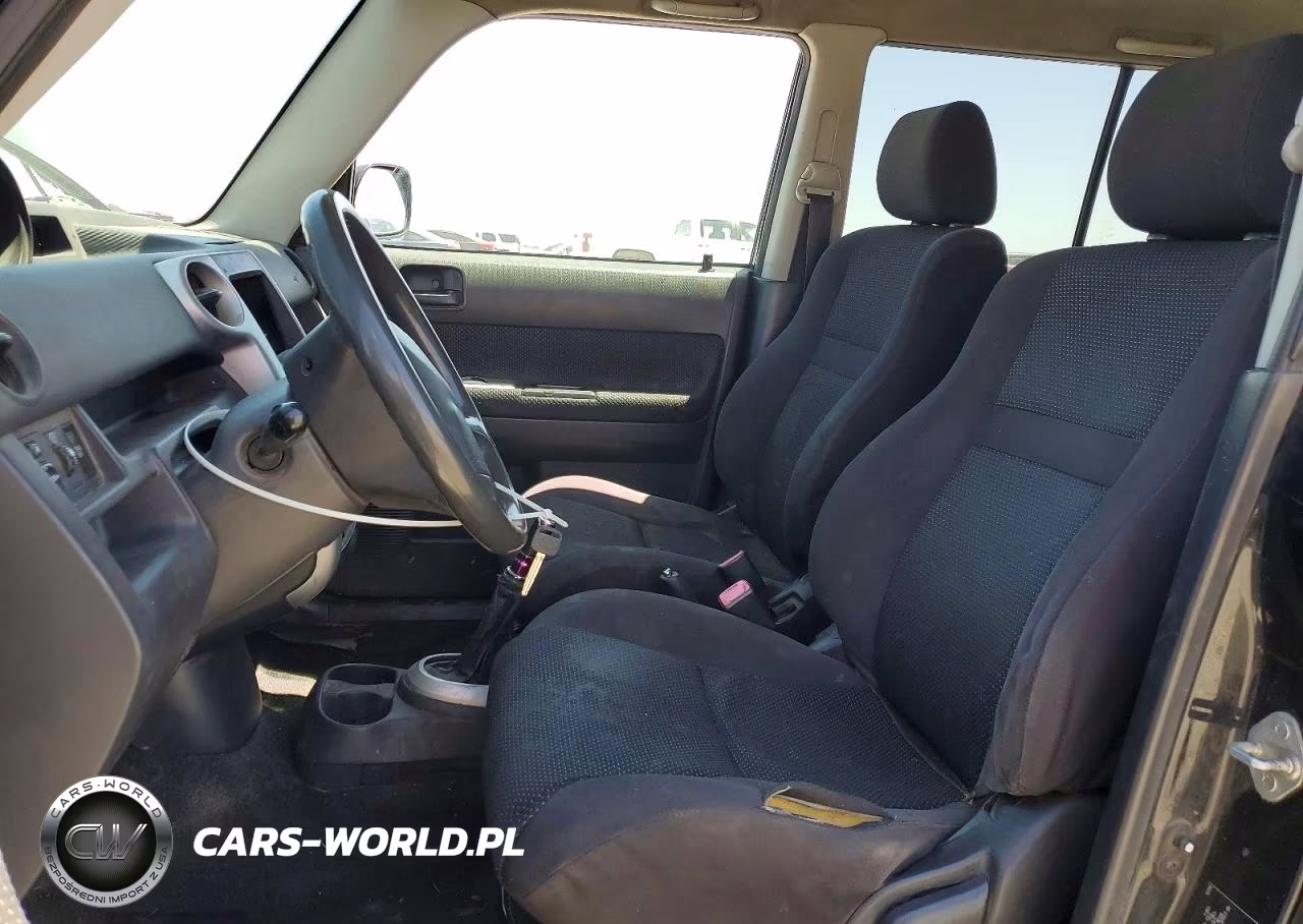 2005 Toyota Scion Xb VIN:JTLKT334250206853 - 7